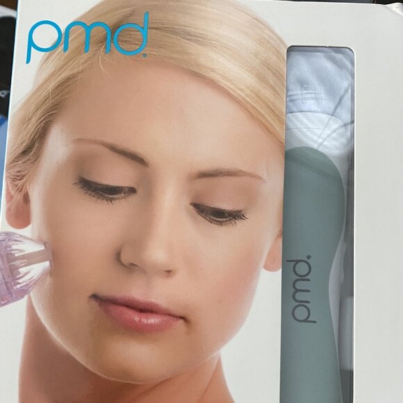PMD Beauty PMD Personal Microderm Classic - At-Home Microdermabrasion Machine - Picture 1 of 4